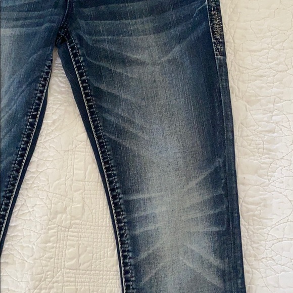 ROCK REVIVAL Kerra Easy Skinny Jeans - Picture 4 of 11